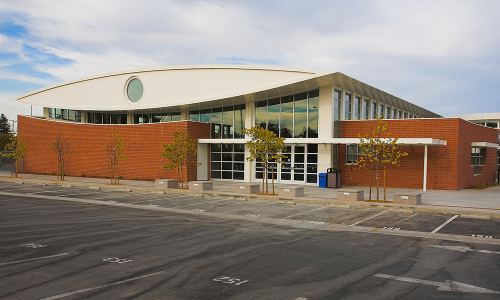 Cahill Contractors Athletic Facilities Experience: De La Salle High School